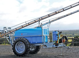 Chief CS2200 Trailed Sprayers